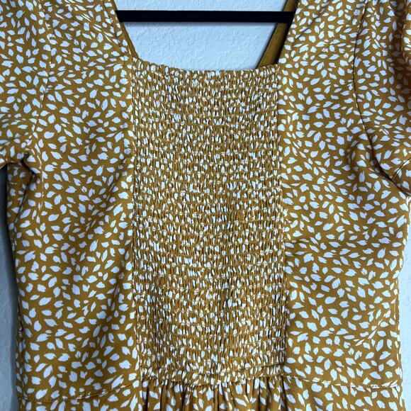 Abercrombie & Fitch Dress Women Size ST Yellow Smoking Pockets Fit & Flare - Picture 8 of 15